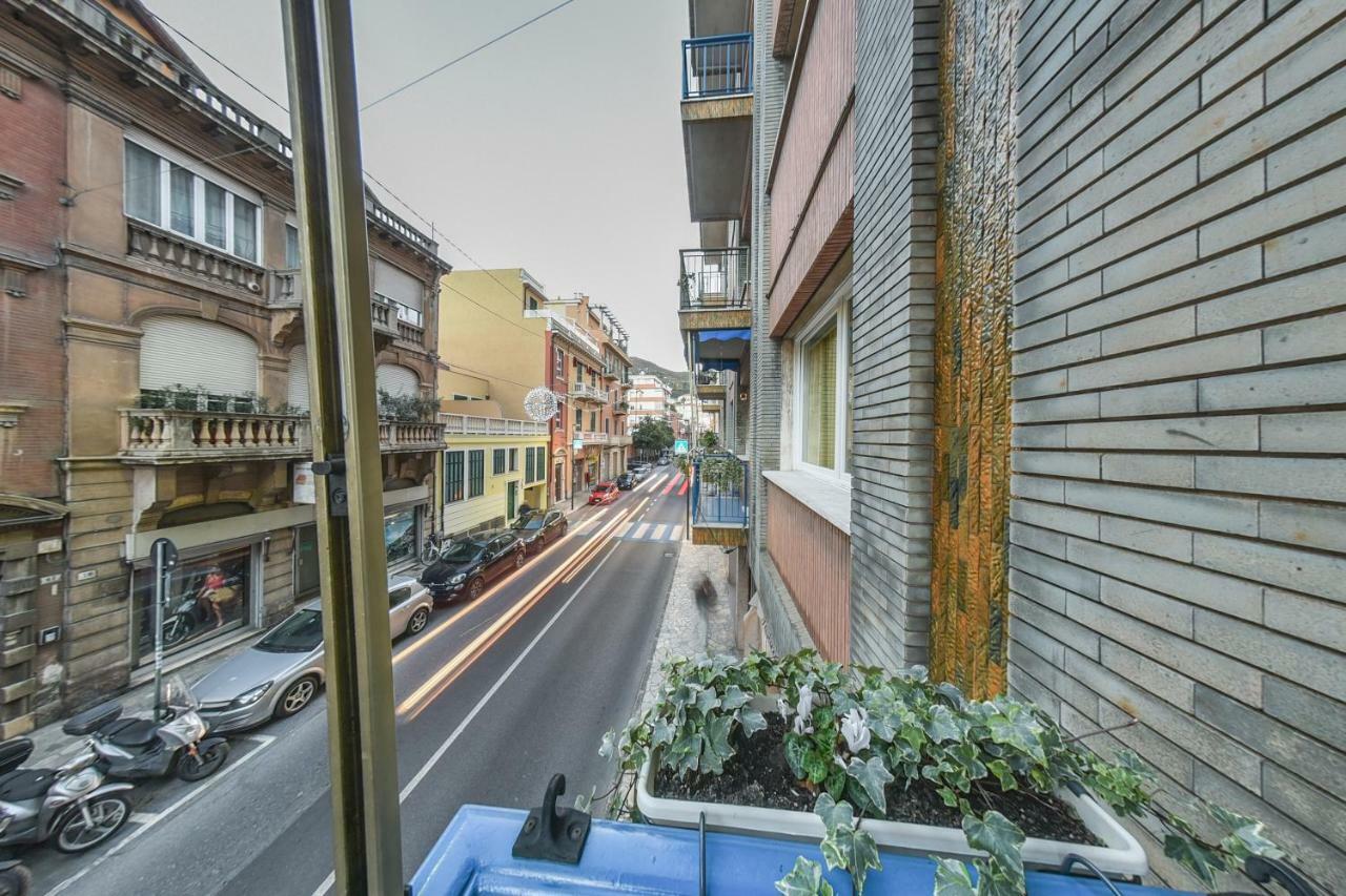 B&B H68 Alassio Buitenkant foto